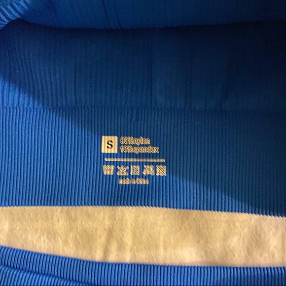 Blue Ribbed 2 Piece Workout Set - Picture 6 of 8